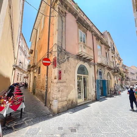 Deco' - Ortigia Al Duomo Whit Terrace